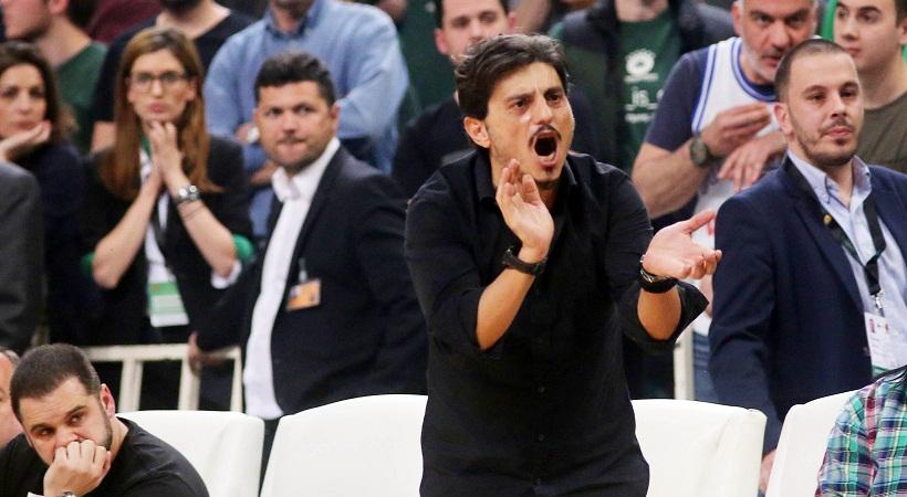 Γιαννακόπουλος: «Ελάτε με την όπισθεν» (pics)