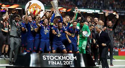 Το σήκωσε… στ’ αστέρια η Γιουνάιτεντ!