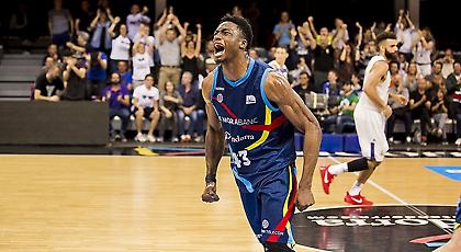 Η εξαιρετική εμφάνιση του Θανάση Αντετοκούνμπο κόντρα στη Ρεάλ (video)