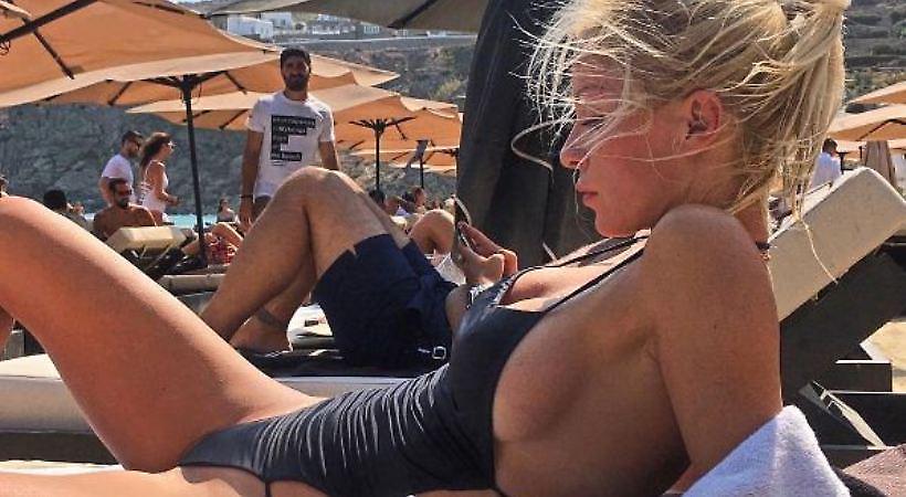 Σπίτια κλείνει της Ιγγλέζου το… μπικίνι! (pic)