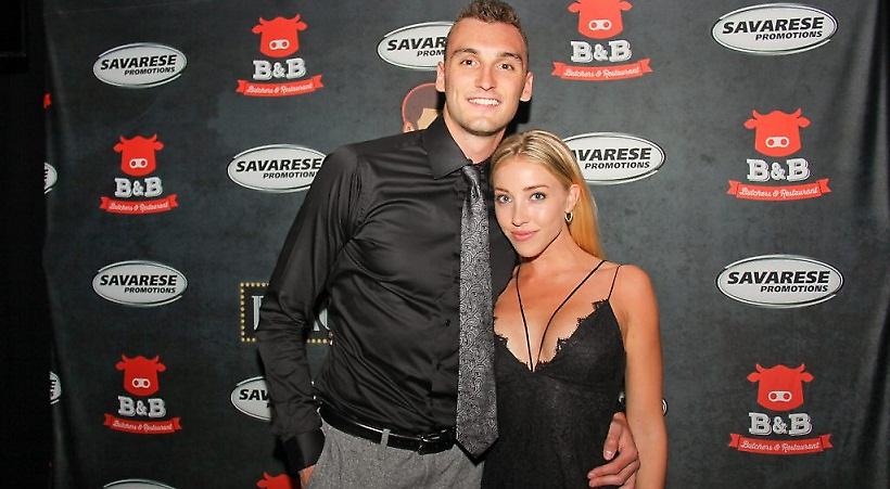 Άσος των Ρόκετς αρραβωνιάστηκε με «καυτή» ρεπόρτερ