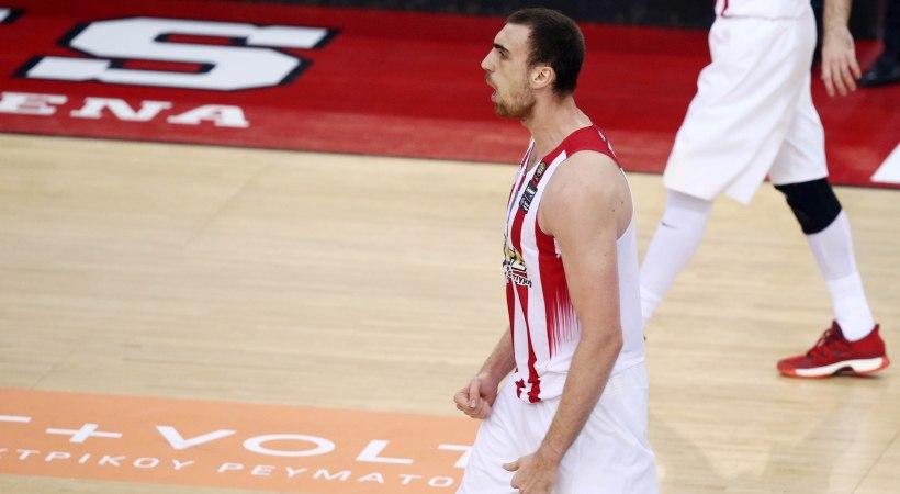 Μιλουτίνοφ: «Είναι μόνο η αρχή, έχουμε δρόμο ακόμη»