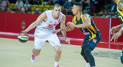 Επιστρέφει στην Εστουδιάντες ο Κανέρ-Μέντλεϊ