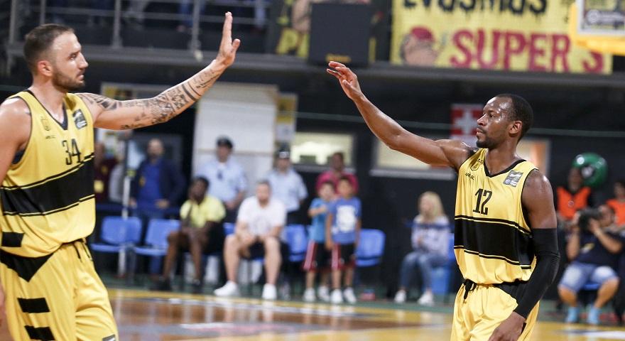 Με Κάμινγκς κόντρα στην ΑΕΚ ο… ξενυχτισμένος Άρης!