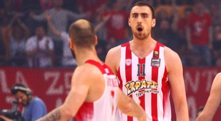 Εξέλιξη με άρωμα… Μιλουτίνοφ στους Σπερς