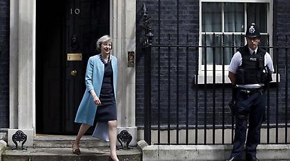 Βρετανία: Η Μέι μπορεί να χάσει την κοινοβουλευτική πλειοψηφία στις εκλογές