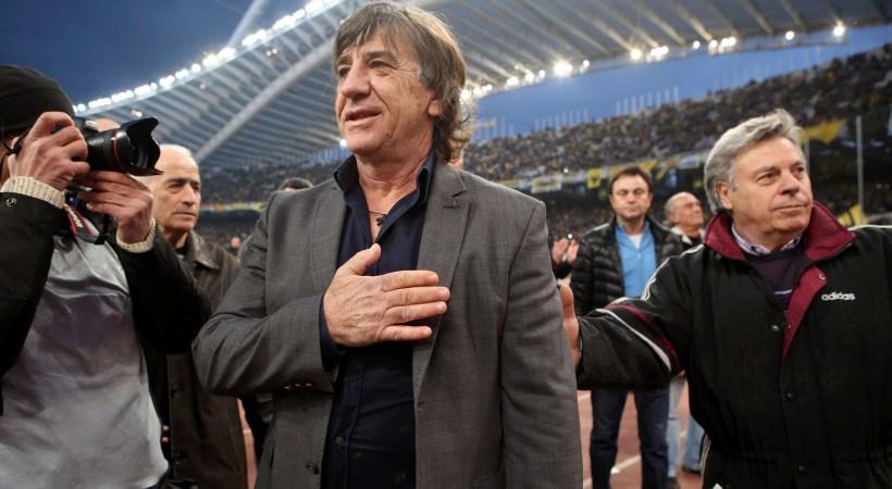 Ευχές από την ΑΕΚ για τα γενέθλια του Θωμά Μαύρου (pic)