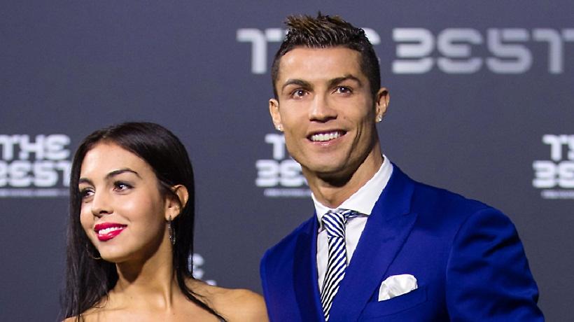 Περιμένει δίδυμα η κοπέλα του Ρονάλντο; (pic)