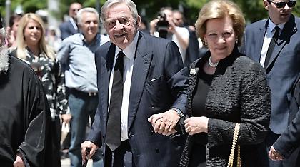 Στη Μητρόπολη ο Κωνσταντίνος Γλύξμπουργκ - Συλλυπητήρια για τον Κωνσταντίνο Μητσοτάκη