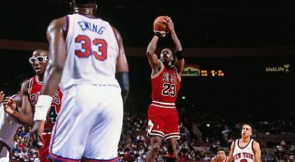 Τα καλύτερα του Μάικλ Τζόρνταν στα πλέι οφ (video)