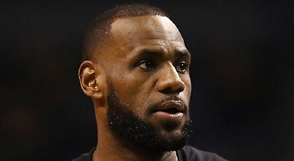 Ρατσιστικό μήνυμα μίσους στο σπίτι του Λεμπρόν στο LA