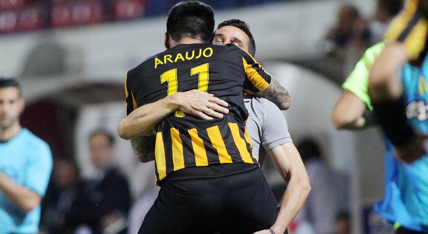 Χιμένεθ στον ΣΠΟΡ FM για τον Αραούχο: «Τότε θα ξέρουμε αν υπάρχει πιθανότητα να γυρίσει»