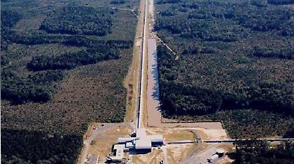 Ανιχνεύθηκαν βαρυτικά κύματα από «μαύρες τρύπες» στο διάστημα