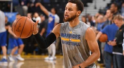 Στους τελικούς με πρόβλημα στον αγκώνα ο Κάρι