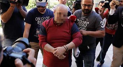 Μέσα στο εφιαλτικό υπόγειο του βιαστή της Δάφνης (pics/video)