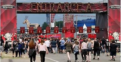 Γερμανία: Η αστυνομία συνέλαβε δύο άτομα μετά τη διακοπή της συναυλίας