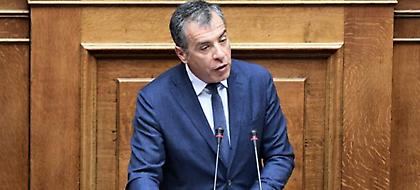 Θεοδωράκης: Οι κυβερνήσεις σαμπόταραν τις μεταρρυθμίσεις με ανοχή των δανειστών