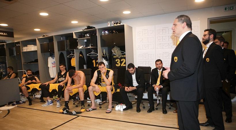 Μανωλόπουλος: «Δεν θέλω να τρελαθεί ο πρόεδρος»