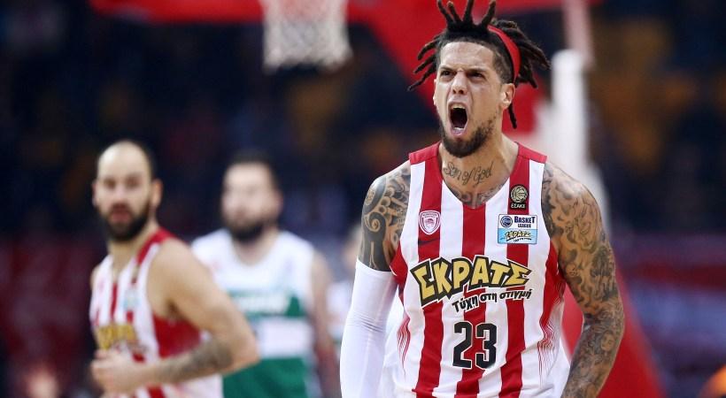 Ο Χάκετ τραγούδησε σύνθημα κατά του Παναθηναϊκού - Δεν κινούνται εναντίον του οι «πράσινοι»