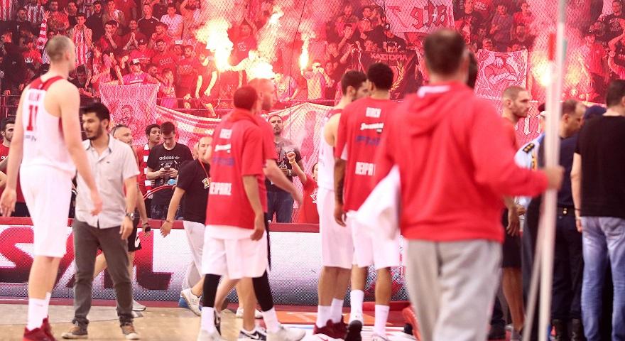 Ούτε φωτοβολίδα, ούτε τραυματισμό στη φυσούνα αναφέρει το φύλλο αγώνα