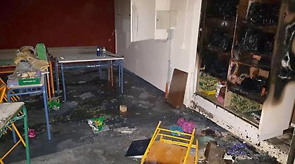Άγνωστοι έβαλαν φωτιά σε σχολείο στο Παλαιό Φάληρο