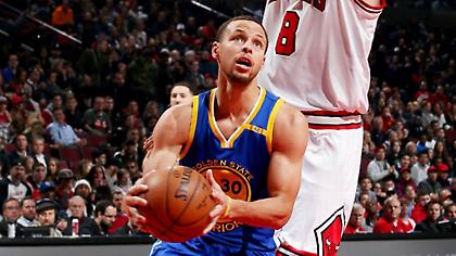 Οι μπουκ αποφάσισαν: Φαβορί οι Γουόριορς 2017 με τους Μπουλς 1996