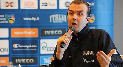 Φουλ για Πιανιτζάνι η Αρμάνι