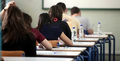 «Πρεμιέρα» πανελλαδικών στα Γενικά Λύκεια με Νεοελληνική Γλώσσα