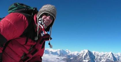 Καρκινοπαθής τελικού σταδίου κατακτά την κορυφή του Έβερεστ