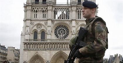 «Μεμονωμένη ενέργεια» η επίθεση μπροστά από την Παναγία των Παρισίων