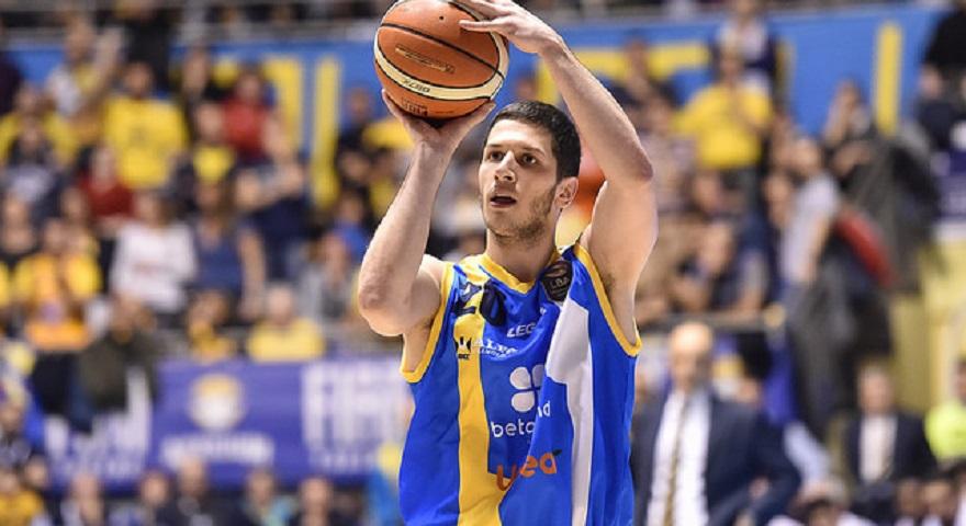 Ιβάνοβιτς και Ράις κλήθηκαν στο Μαυροβούνιο