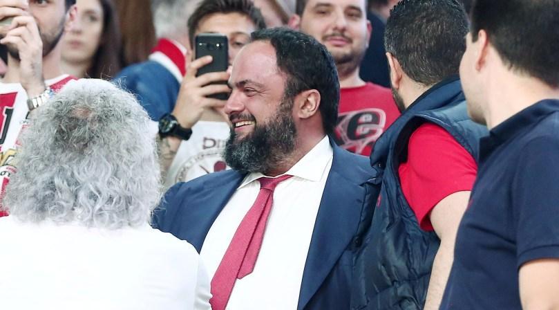 Κατηγορηματική διάψευση της Ντέμπρετσεν για Μαρινάκη!