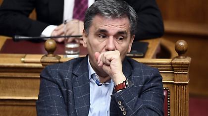 Σε απόγνωση οι βουλευτές του ΣΥΡΙΖΑ: Οι δανειστές ζητούν συνεχώς περισσότερα «και όλο αυτό δεν λέει