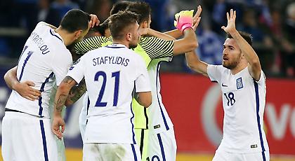 Ξύπνησα και παίζει η Εθνική. Ή μήπως τελικά να την ξαναπέσω;