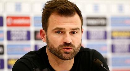 Ο Λέκο στο τιμόνι της Κλαμπ Μπριζ