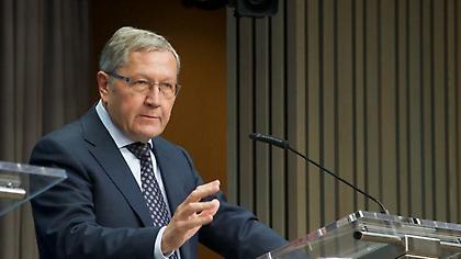 Ρέγκλινγκ: Η Ελλάδα θα είχε ορθοποδήσει χωρίς τα λάθη Βαρουφάκη-κυβέρνησης