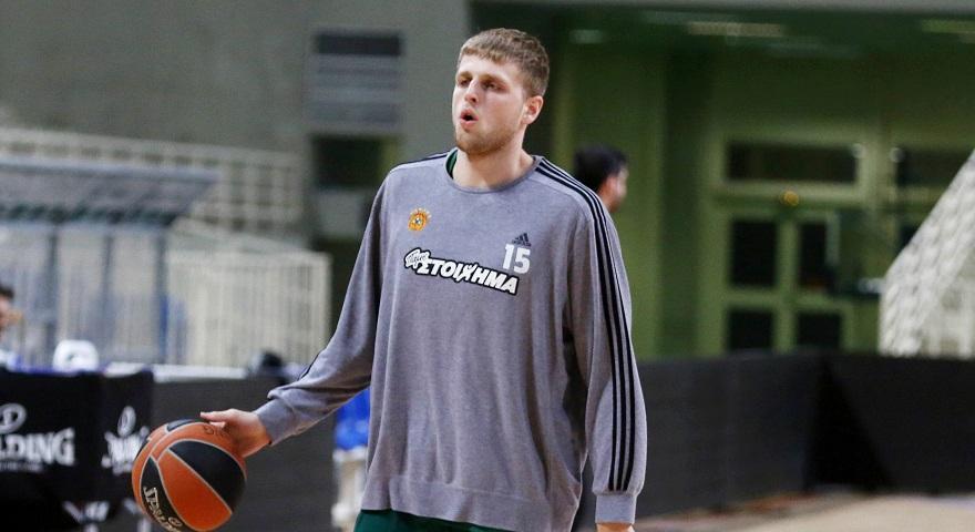 Χαραλαμπόπουλος: «Θα μπορούσαμε ήδη να έχουμε κατακτήσει το πρωτάθλημα»