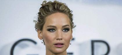 «Πτήση του τρόμου» για την Τζένιφερ Λόρενς- Εσβησε ο κινητήρας στα 30.000 πόδια