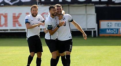 Αυλαία με εξάρες για ΟΦΗ και Αγροτικό Αστέρα