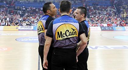 Αυτά έγραψαν οι διαιτητές στο φύλλο αγώνα (pics)