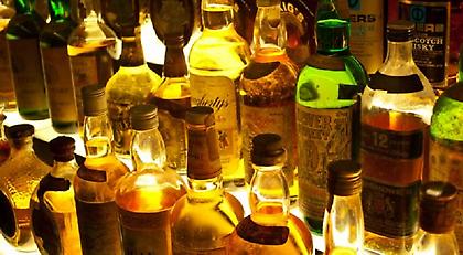 Νέος αισθητήρας ανιχνεύει αν το ουίσκι είναι «μπόμπα»