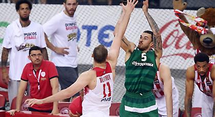 Το πρωτάθλημα του Παναθηναϊκού «χάλασε» τα σχέδια της Αρμάνι για τον Τζέιμς