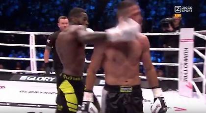 Πανικός σε αγώνα Kickboxing: Χτύπησε τον αντίπαλό του γυρισμένο με πλάτη και του όρμηξαν θεατές!