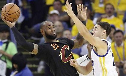 Άξιος ο Λεμπρόν: Πρώτος στην ιστορία των τελικών με τριπλ νταμπλ μέσο όρο!