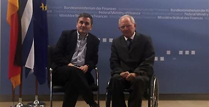 Ύμνοι Σόιμπλε για Τσακαλώτο – Αιχμές για Τσίπρα: «Είναι κρίμα…»