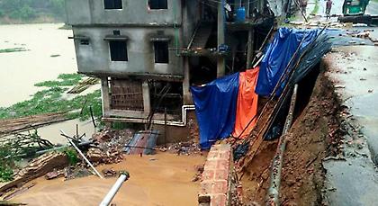 Τουλάχιστον 111 νεκροί από κατολισθήσεις στο Μπανγκλαντές