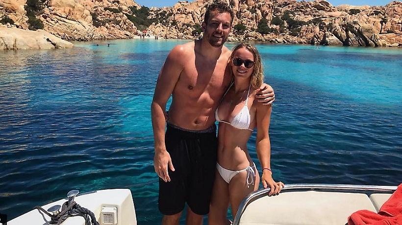 Διακοπές στη Σαρδηνία για Λι και Βοζνιάκι (pics)