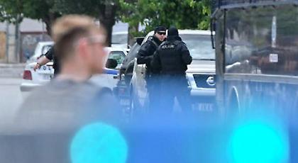 Με «δεμένα» τα χέρια η ΕΛ.ΑΣ.: Δεν υπάρχουν ένστολοι για να στείλει στο Μενίδι- Πού βρίσκονται