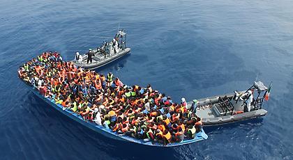 «Βόμβα» από την Αφρική -Ως 1 εκατομμύριο οι μετανάστες που περιμένουν να φτάσουν στην Ευρώπη (pics)