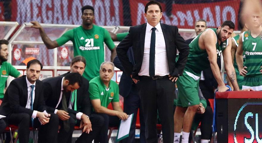 Πασκουάλ: «Στις φωτοβολίδες δεν προλαβαίνεις να φοβηθείς, τρέχεις στα αποδυτήρια»